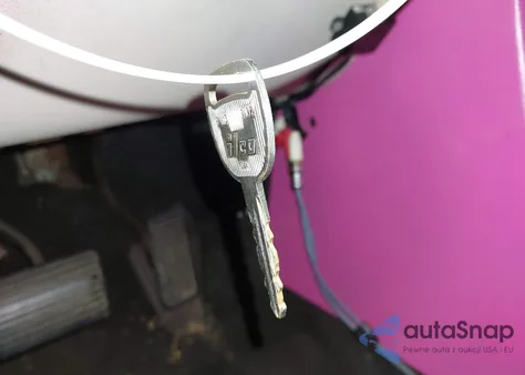 2005 GMC Yukon Slt z USA, uszkodzony, nr VIN 1GKEK13T45J118375